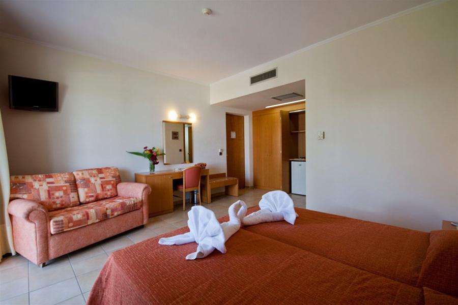 Tigaki Beach Hotel المظهر الخارجي الصورة